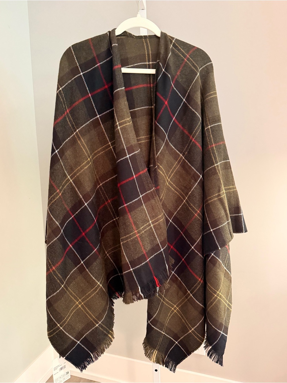 BARBOUR Classic Beautiful Tartan Plaid Cape NWT $175!!